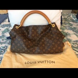 Louis Vuitton Monogram Artsy MM